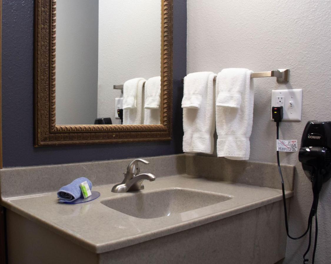 New Victorian Inn & Suites-Norfolk Buitenkant foto